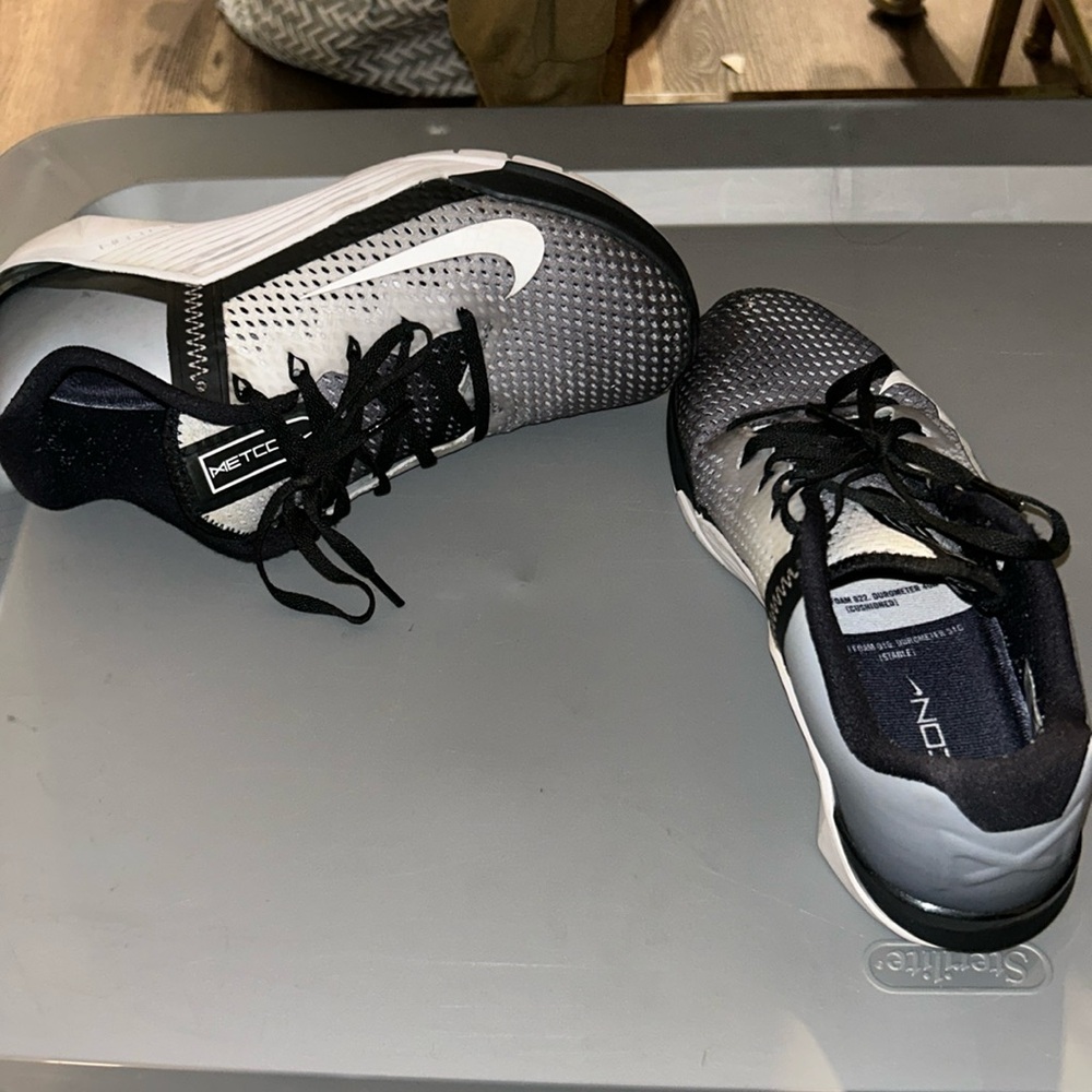 Women’s Metcon 6 Size 8.5